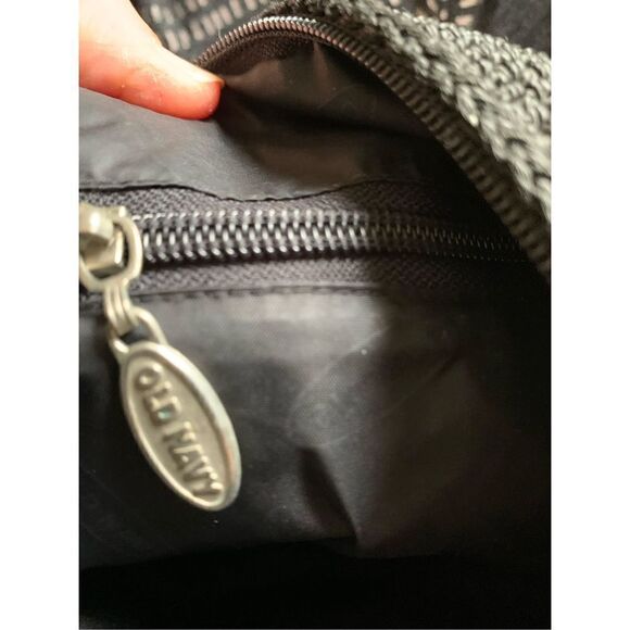 Old Navy Weaved Bag - Picture 5 of 7